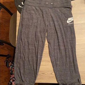 Children’s XL Nike capri sweatpants